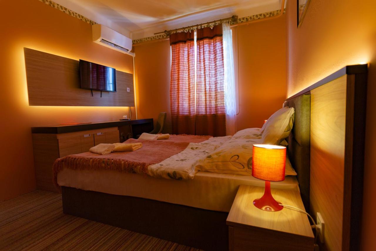 Bed and Breakfast Alabastrom Panzio Es Etterem Богач Екстер'єр фото